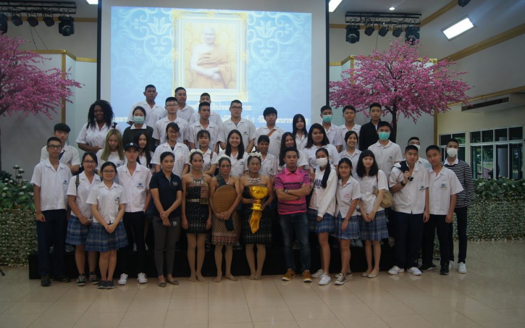 กิจกรรมเพื่อสังคมโดยนักเรียนเกรด12 ณ วัดพระบาทน้ำพุ จ. ลพบุรี วันที่ 26 สิงหาคม 2560