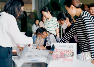 October Summer English Program 2025!